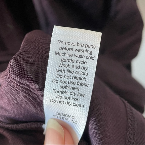 Athleta Tank Built I’m Bra size xs - Picture 7 of 7